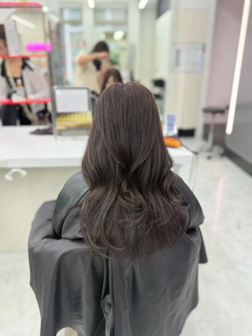 ロング カラー カット ヘアカラー トリートメント 🥂上品ワンホンヘア 🥂nozomiのヘアスタイル