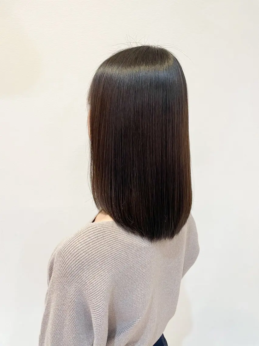 セミロング 石平 暖のヘアスタイル