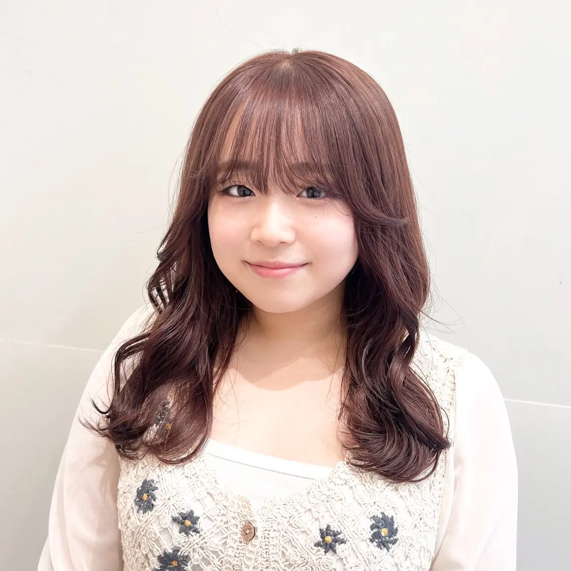 🎀カラー+顔まわり小顔カット(前処理トリートメント付)の写真