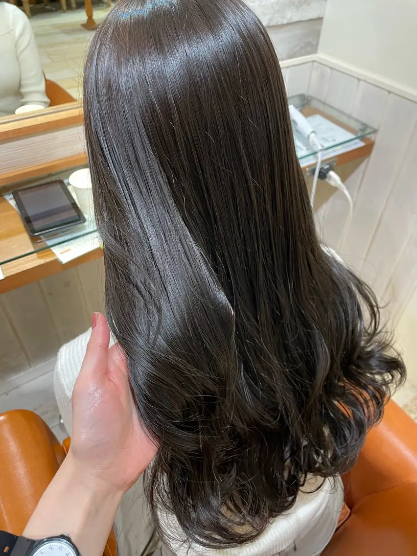ロング カラー アディクシーカラー オリーブグレー トリートメント 清水 ちひろ ✄トップスタイリストのヘアスタイル