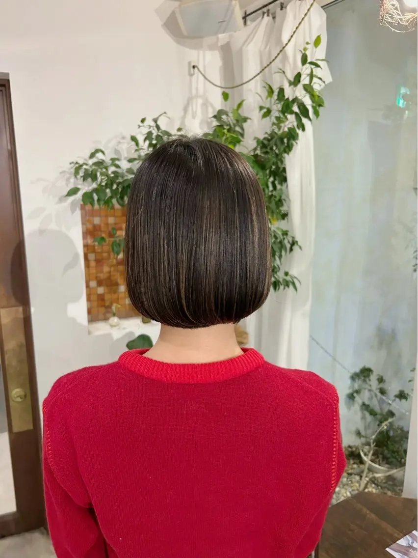 ショート ボブ 谷澤 朋佳のヘアスタイル