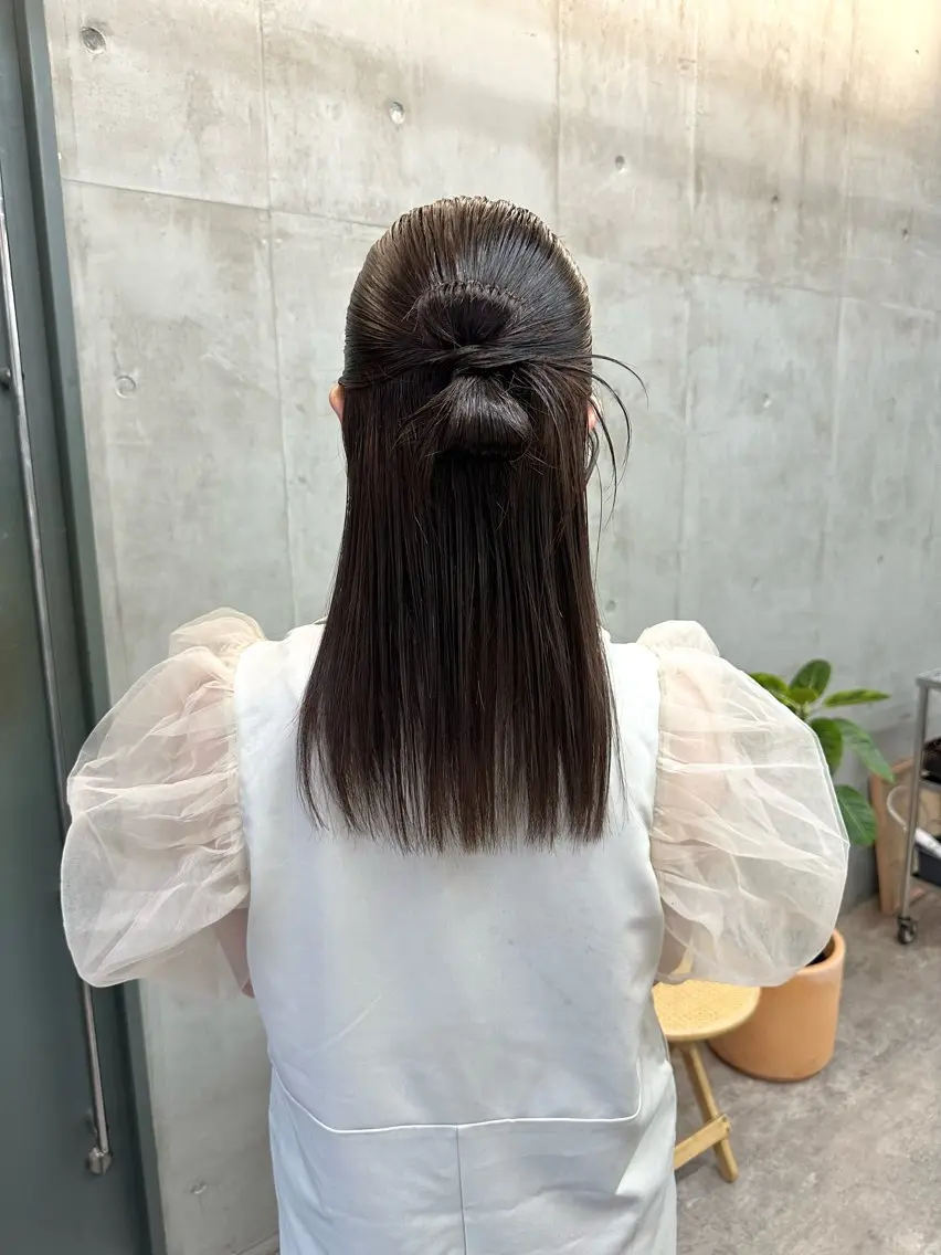 ミディアム ヘアアレンジ ハーフアップ オレンジブラウン ヘアセット カットモデル募集中 ／HARUKA🎀のヘアスタイル