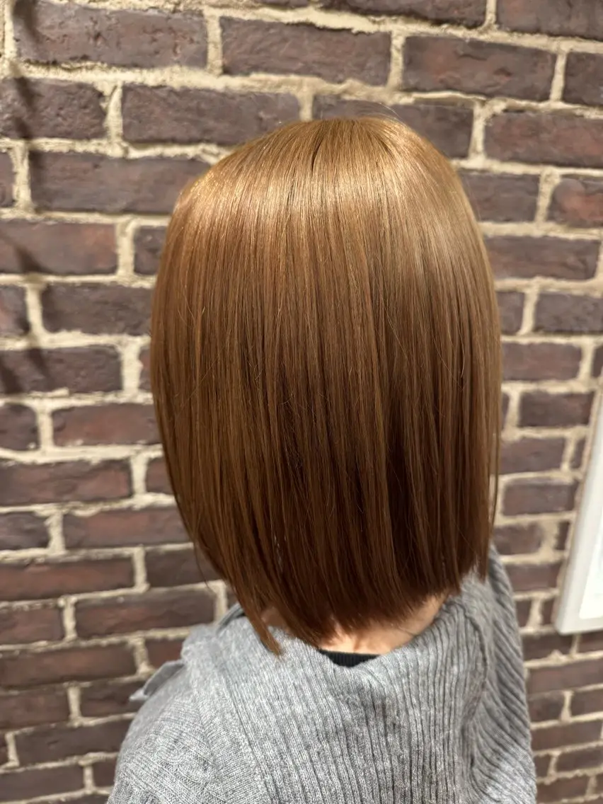 カラー 新井 菜摘のヘアスタイル