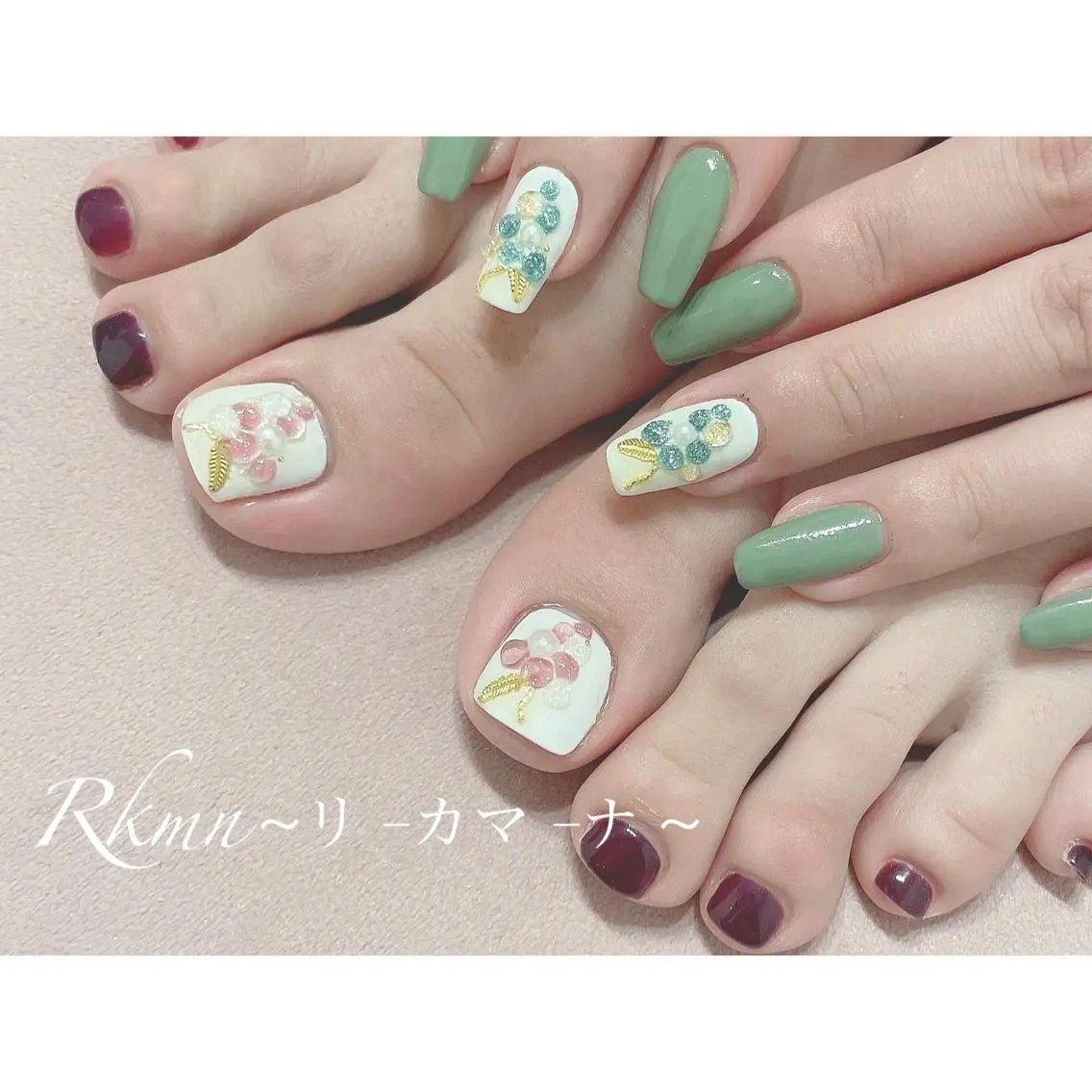 ネイル アートネイル フットネイル グリーン おそろいネイル パープル ハンドネイル フットネイル ハンドケア Rkmn ~リ-カマ-ナ~のネイルデザイン