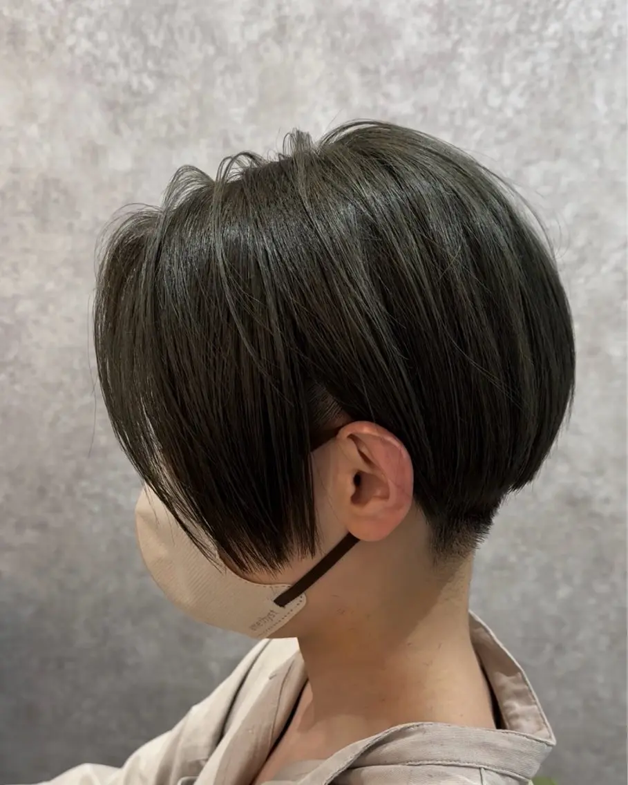 ショート カラー ヘアカラー 畑内 花凛のヘアスタイル