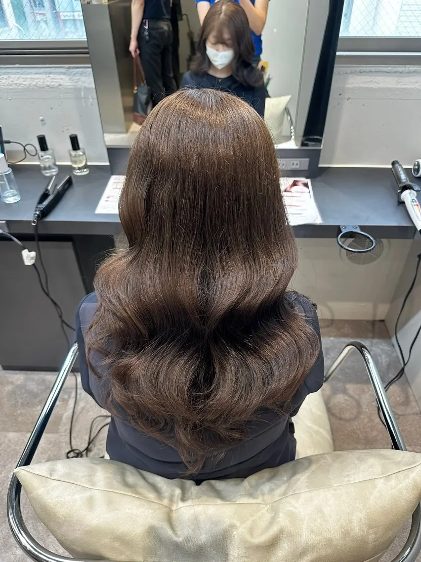ロング カラー 🍀カラー特化透明 感ベージュ｜けいなのヘアスタイル