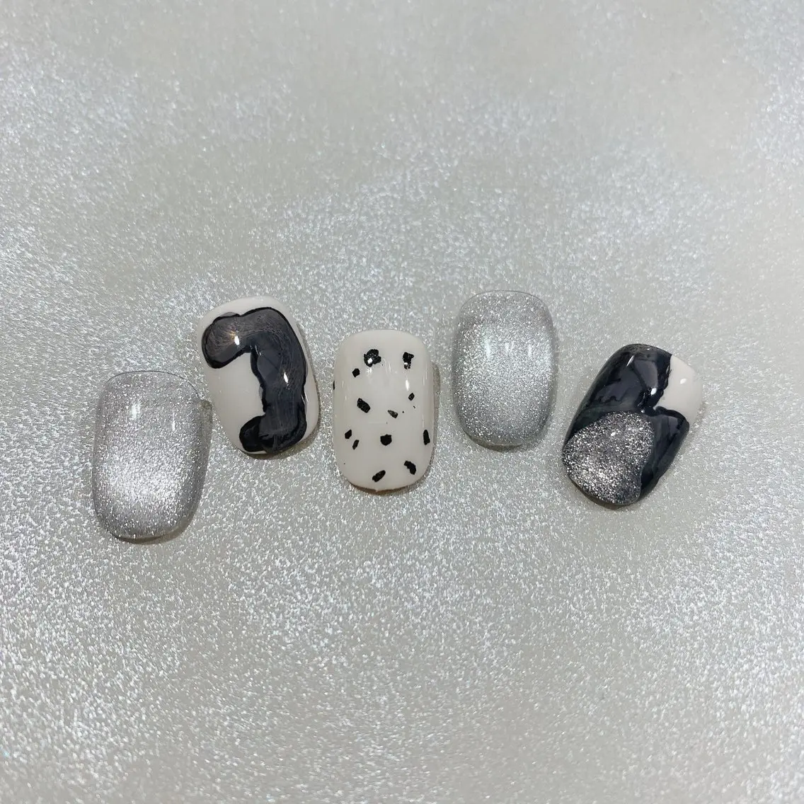 ネイル emiu petiteのネイルデザイン