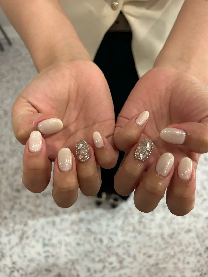 ネイル ハンドネイル 小松 千冬のネイルデザイン