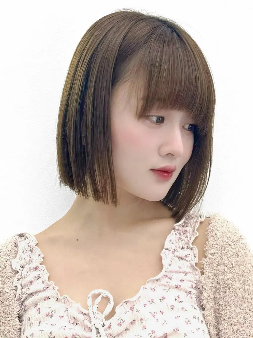 ショート カラー ヘアアレンジ カット ヘアカラー トリートメント ヘッドスパ ヘアセット 縮毛矯正🤍 盛れるボブ/ひかりのヘアスタイル