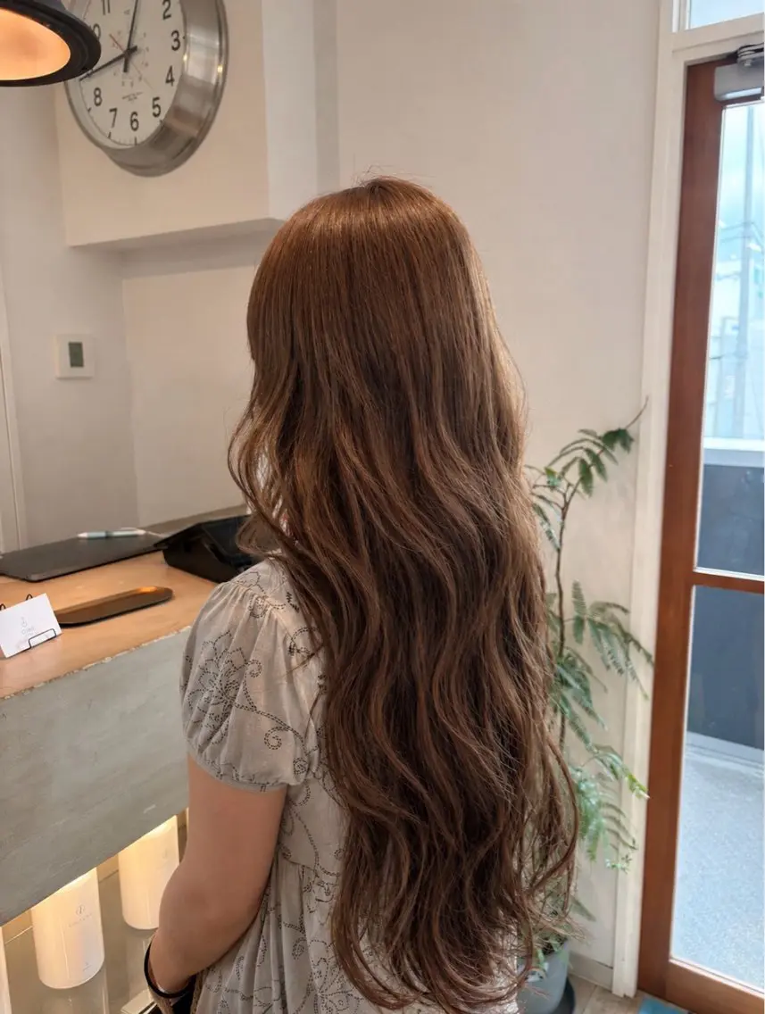 ロング カラー ヘアカラー 安部 美里のヘアスタイル