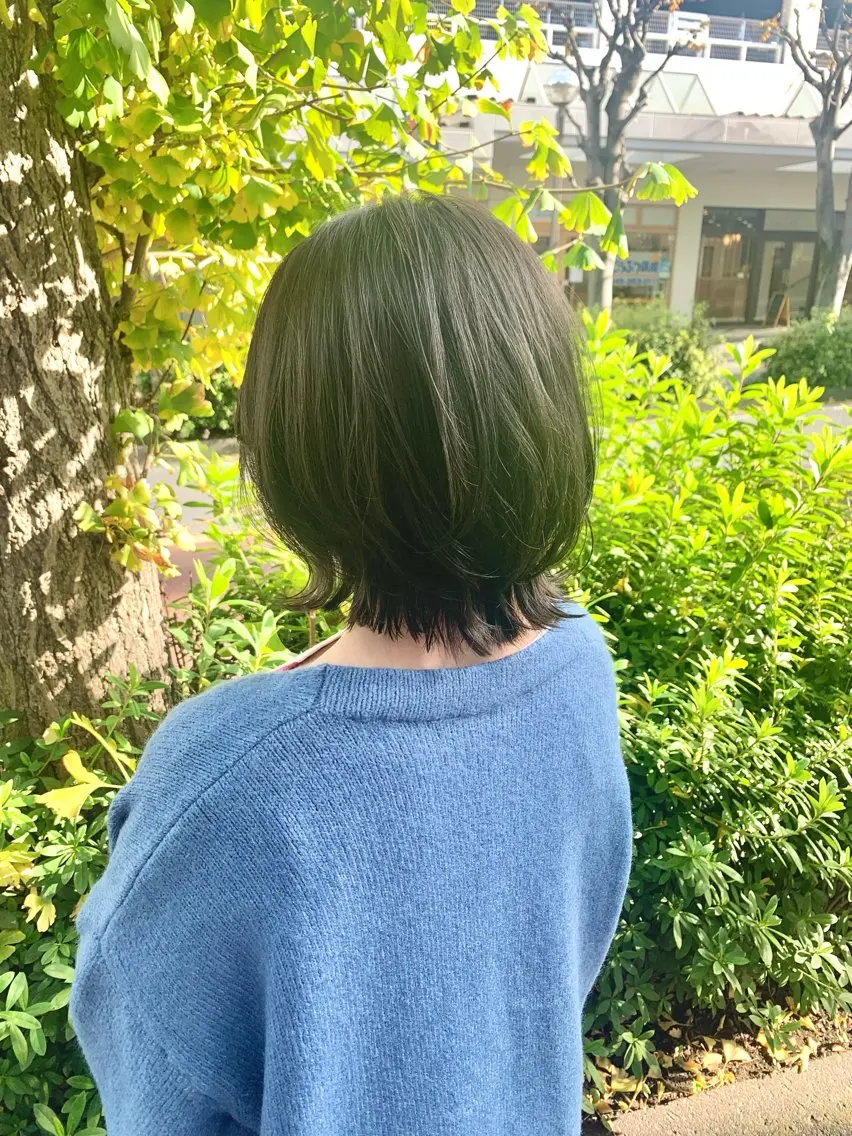 ショート カラー 透明感カラー グレージュ イルミナカラー くびれヘア 髪質改善 カット ヘアカラー トリートメント 韓国レイヤー🇰🇷 /縮毛矯正/高島奈緒のヘアスタイル
