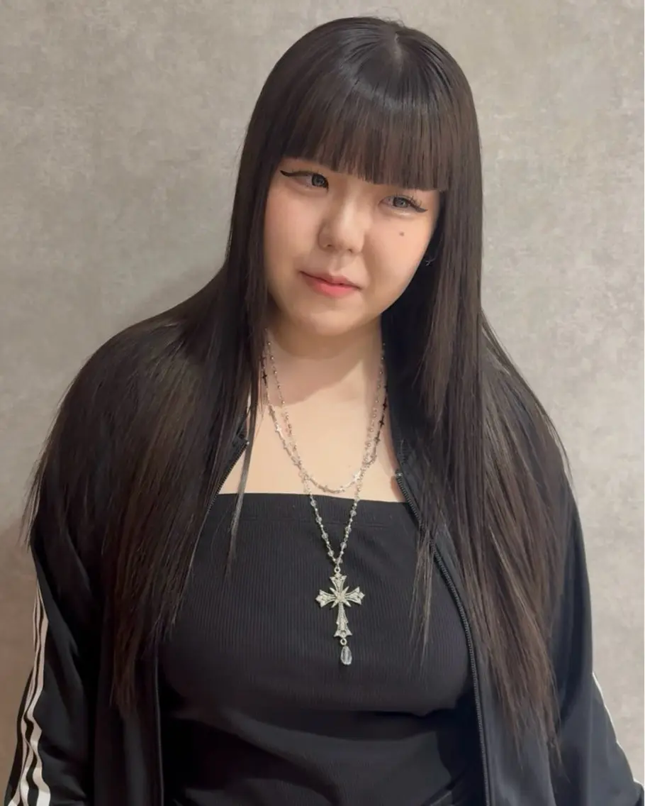 ロング カラー 💎寒色特化💎 透明感カラーみきのヘアスタイル