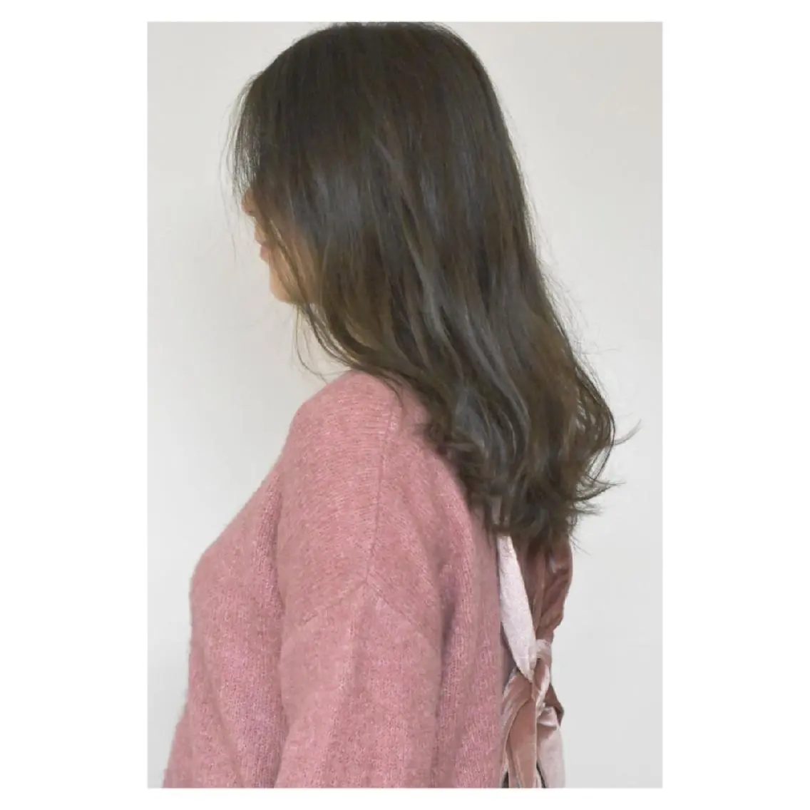 カラー ロング グレージュ オリーブグレージュ オリーブグレー 原田 祥彰のヘアスタイル