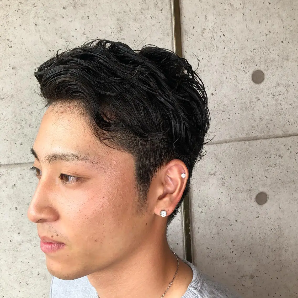 パーマ メンズ メンズパーマ ツーブロック 刈り上げ 福森 みずきのヘアスタイル