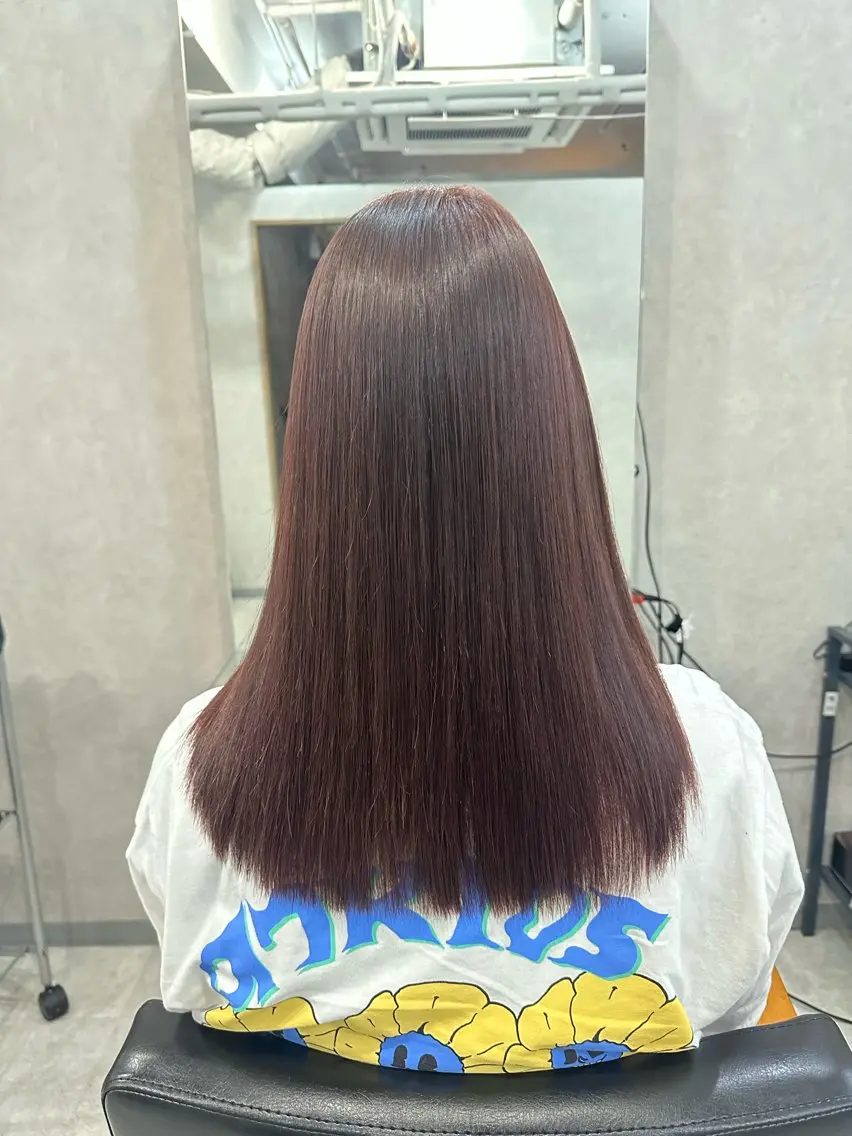 セミロング チョコレートブラウン L'oeuf山下 アミールレイヤーのヘアスタイル