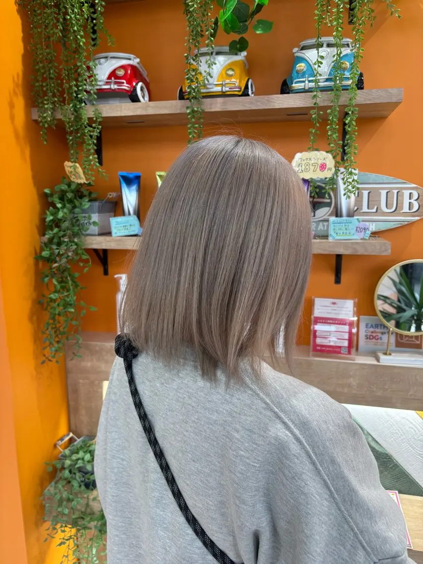 ミディアム 髪質改善/うる艶 カラーはじめのヘアスタイル