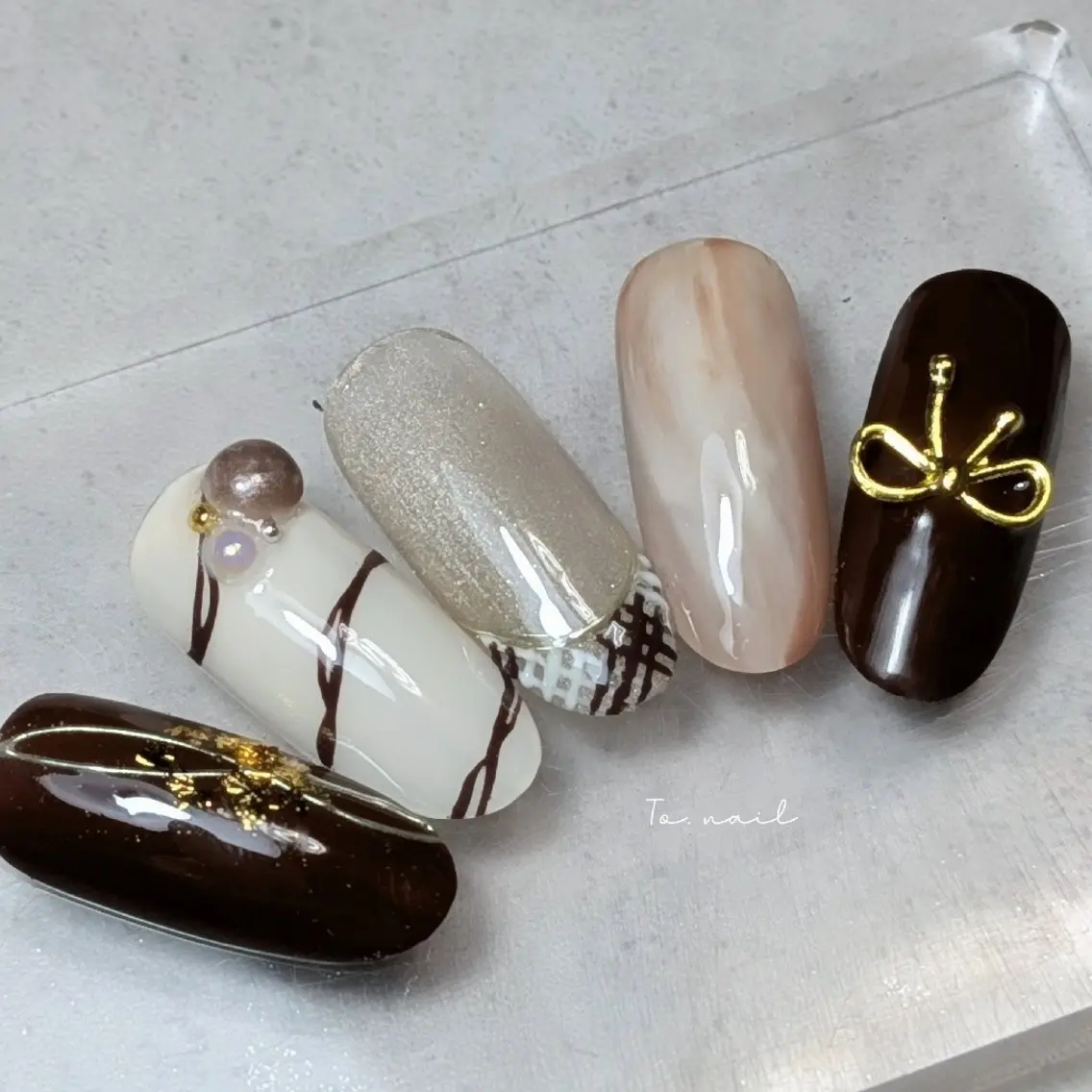 ネイル To. nail (トゥ ネイル)のネイルデザイン