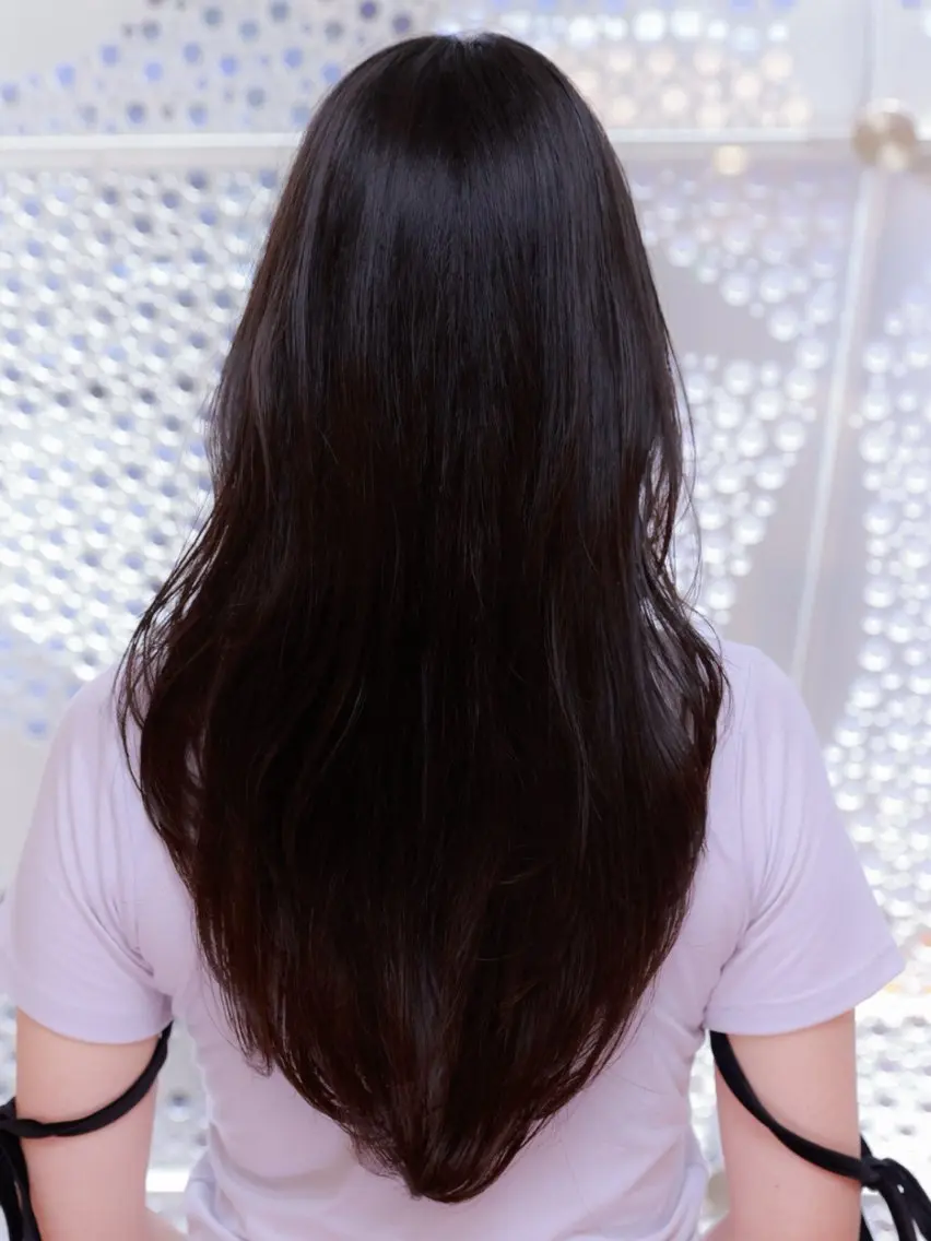 セミロング 松田  響🪴 顔周りレイヤー＆スパのヘアスタイル