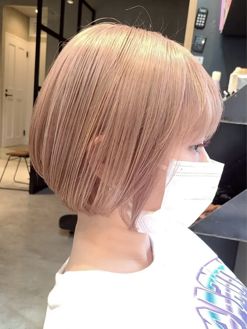 ミディアム カラー 井上  輝香 elima 武蔵小杉のヘアスタイル