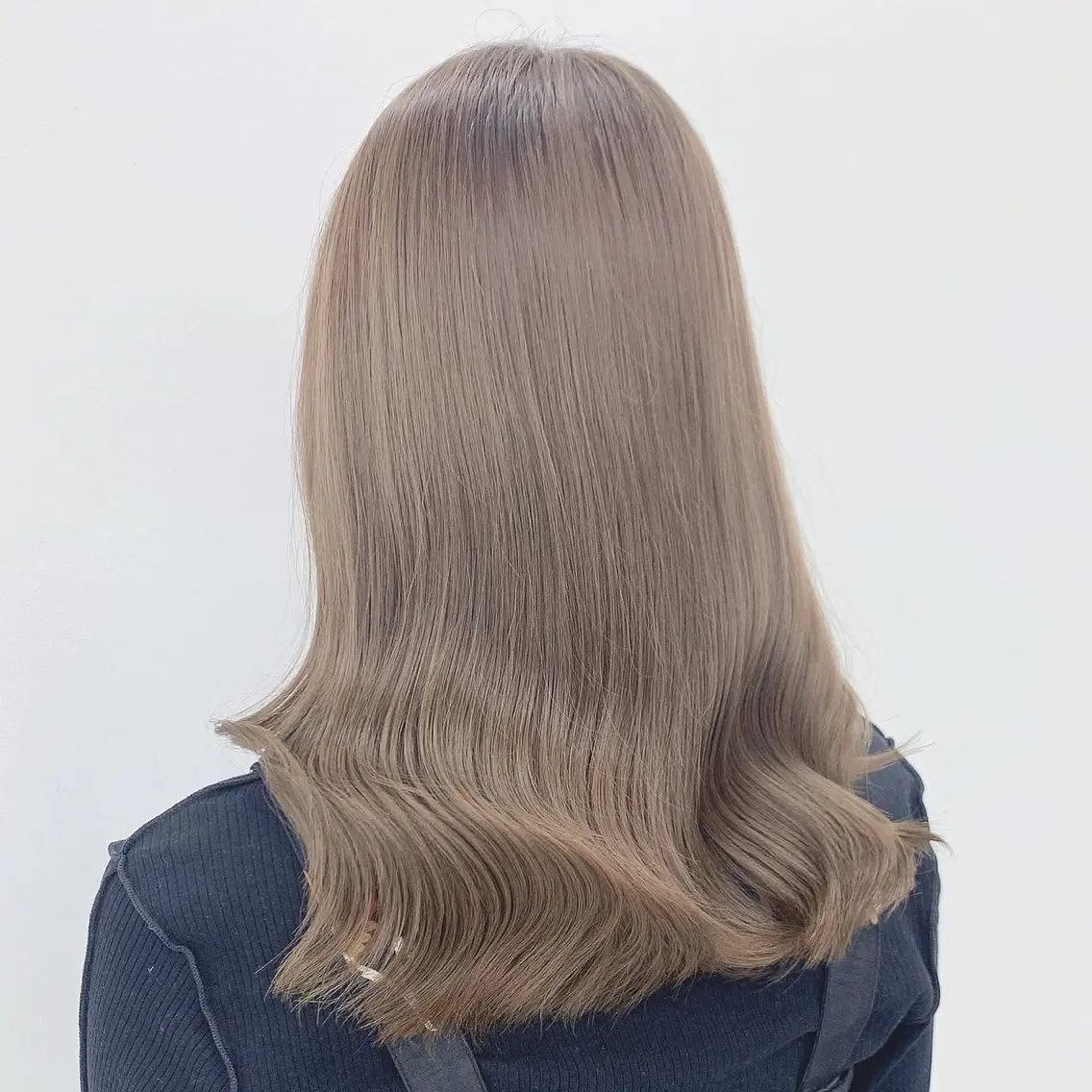 ミディアム カラー パーマ ヘアアレンジ メンズ 🤍透明感カラー🤍 似合わせ🤍AINEのヘアスタイル