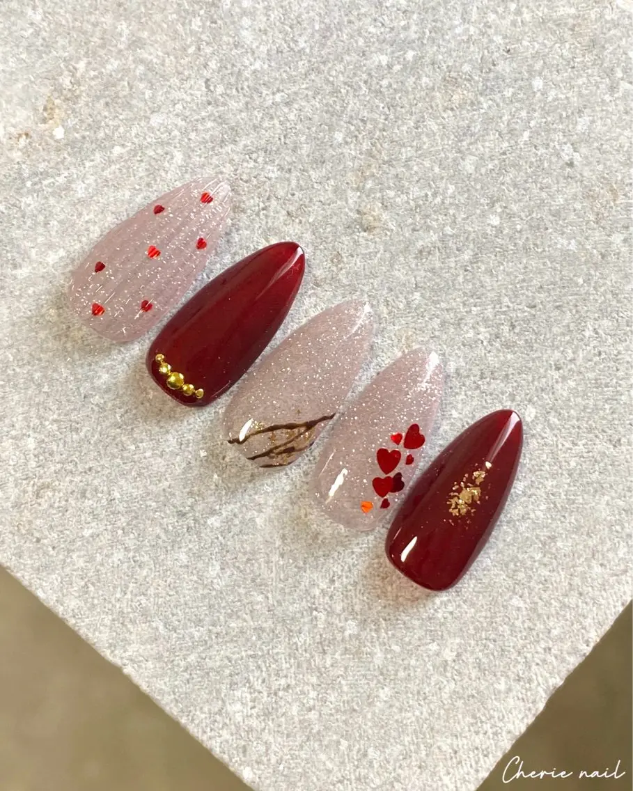 ネイル ボルドー フラッシュネイル ジェルネイル ハート バレンタイン ハンドネイル Cherienail yunaのネイルデザイン