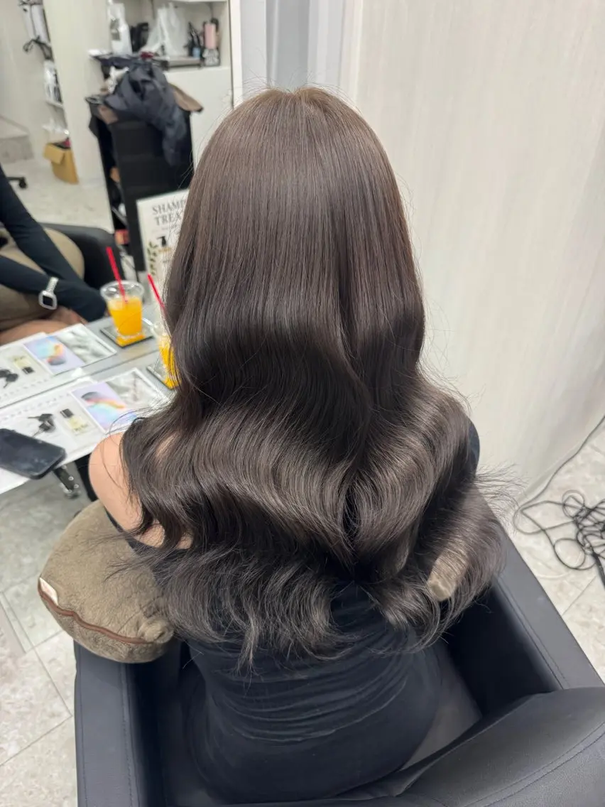 カラー りこ / 透明感カラー🎀🫧のヘアスタイル