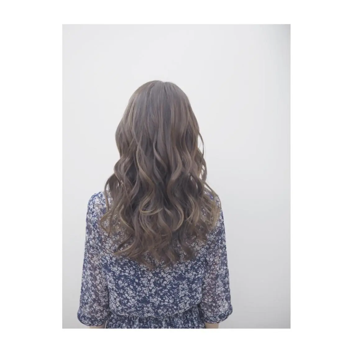 セミロング カラー 永岡 鉄平のヘアスタイル