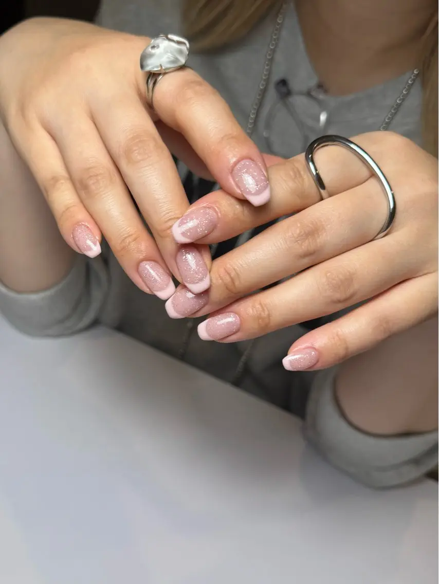 ネイル フラッシュネイル フレンチネイル ピンク 春ネイル plum nailのネイルデザイン
