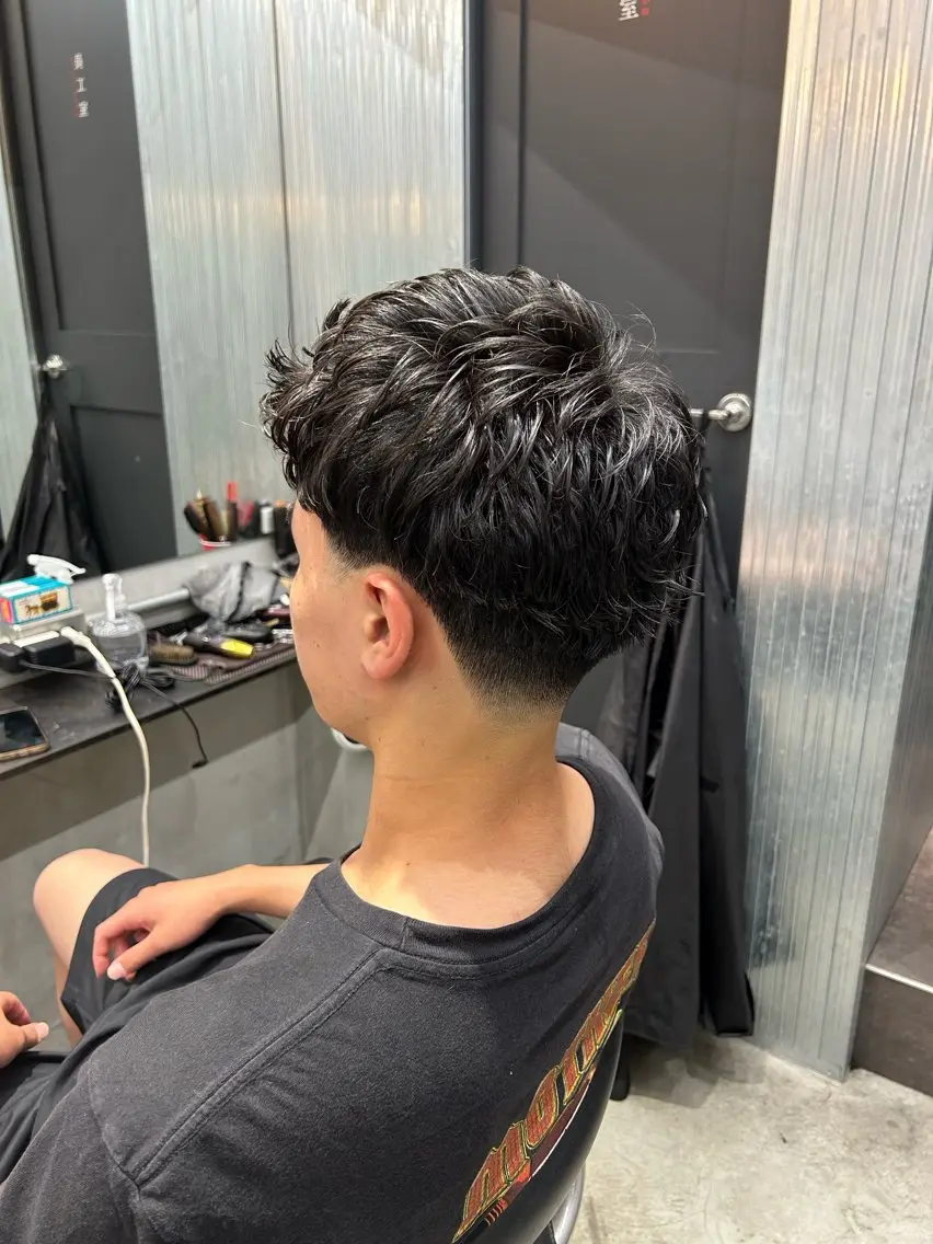 ミディアム ミディアムパーマ カット パーマ 【明大前フェード/ メンズパーマ/岳】のヘアスタイル