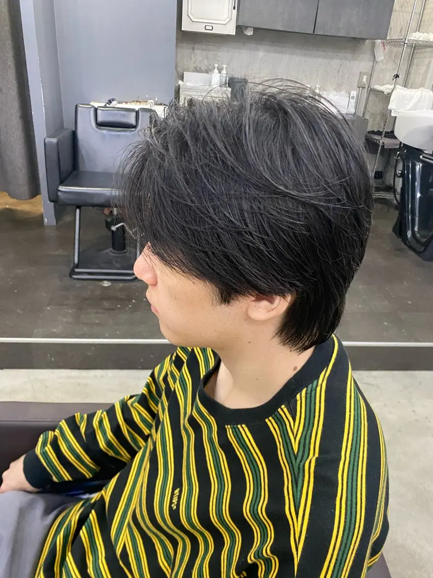 メンズセンターパートの写真