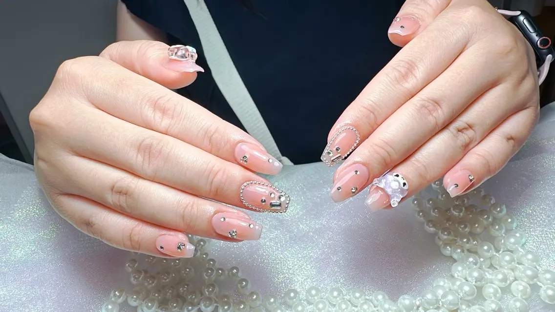 ネイル ハンドネイル Di'a nail ネイルサロンのネイルデザイン
