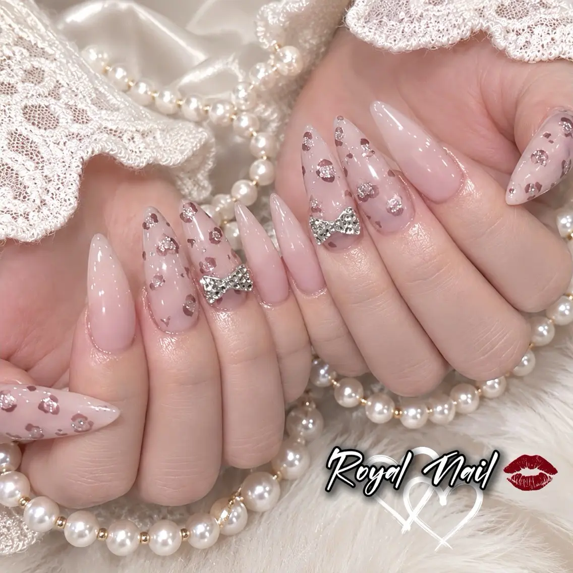 ネイル 韓国ネイル マグネットネイル 持ち込み ハンドネイル RINA Nail_Royalのネイルデザイン