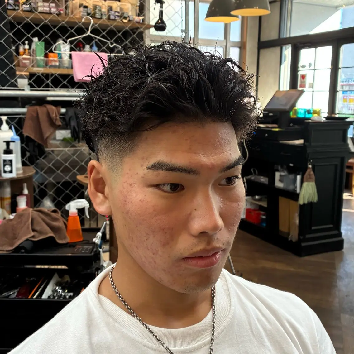 ショート パーマ メンズ カット パーマ インフィニィトネオ 三浦のヘアスタイル