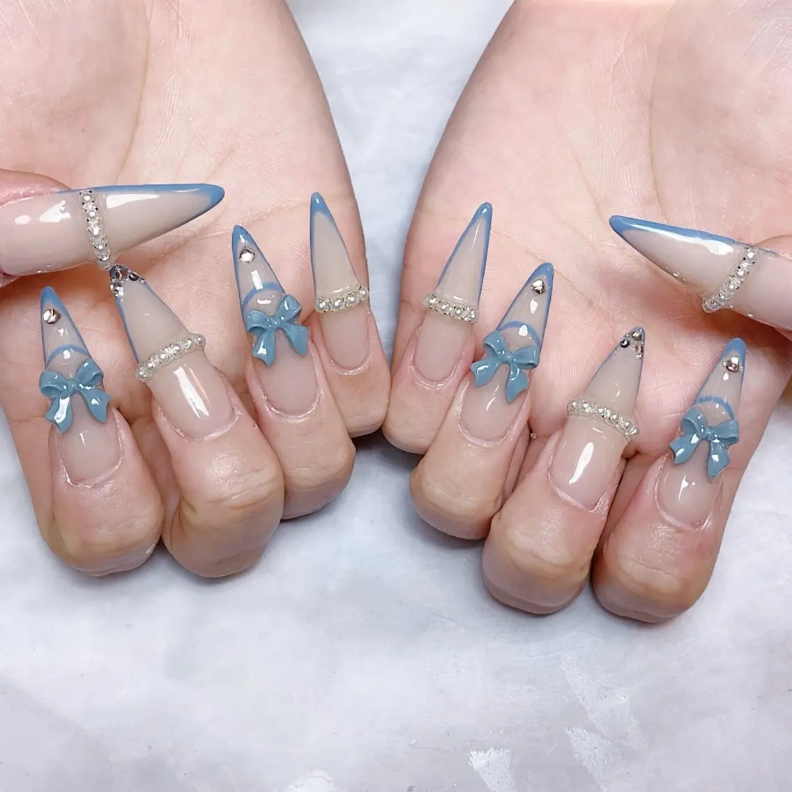 ネイル ハンドネイル 🍭Yun nail hyejin🌸のネイルデザイン