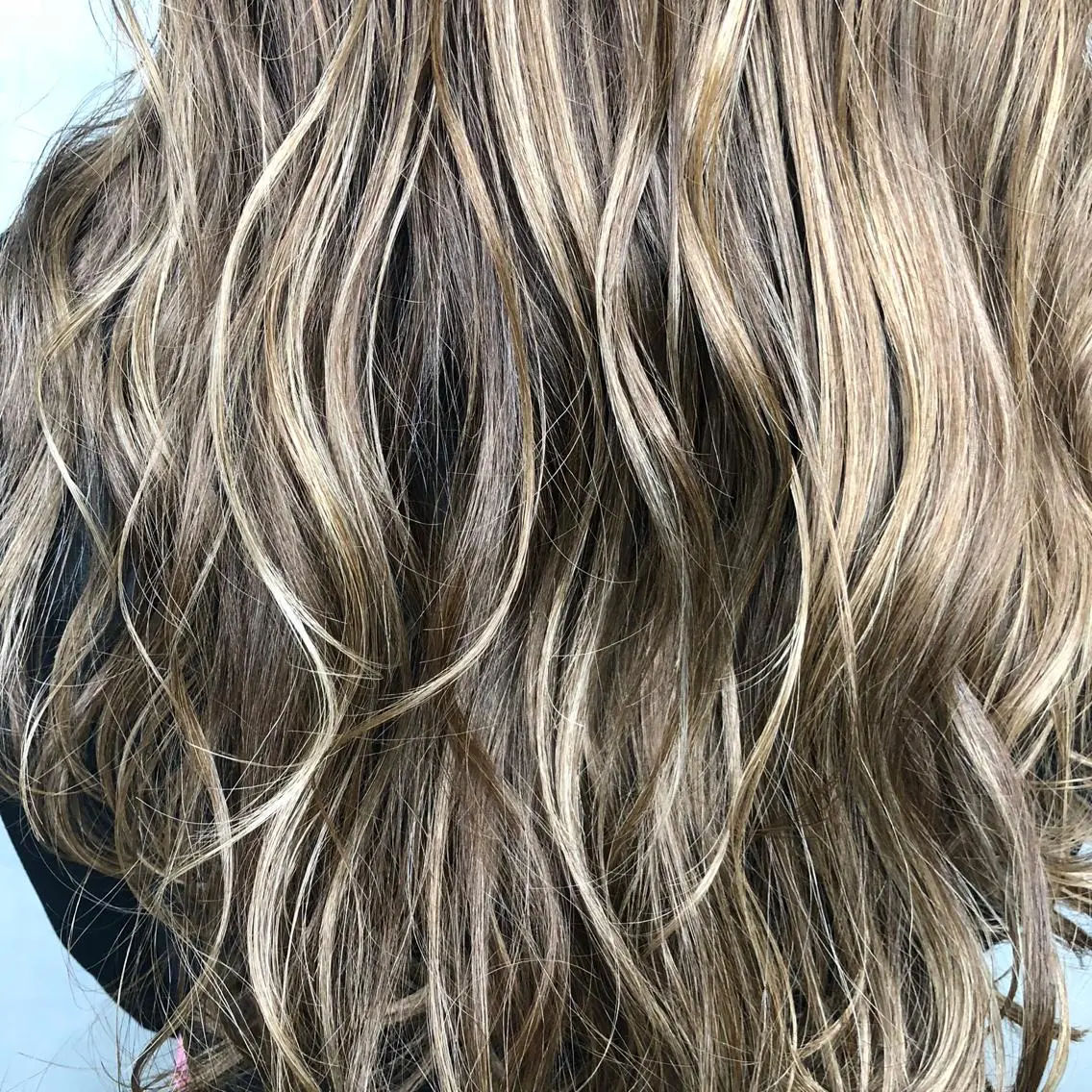 ロング カラー ハイライトカラー ハイライト ORIKA 美容室のヘアスタイル