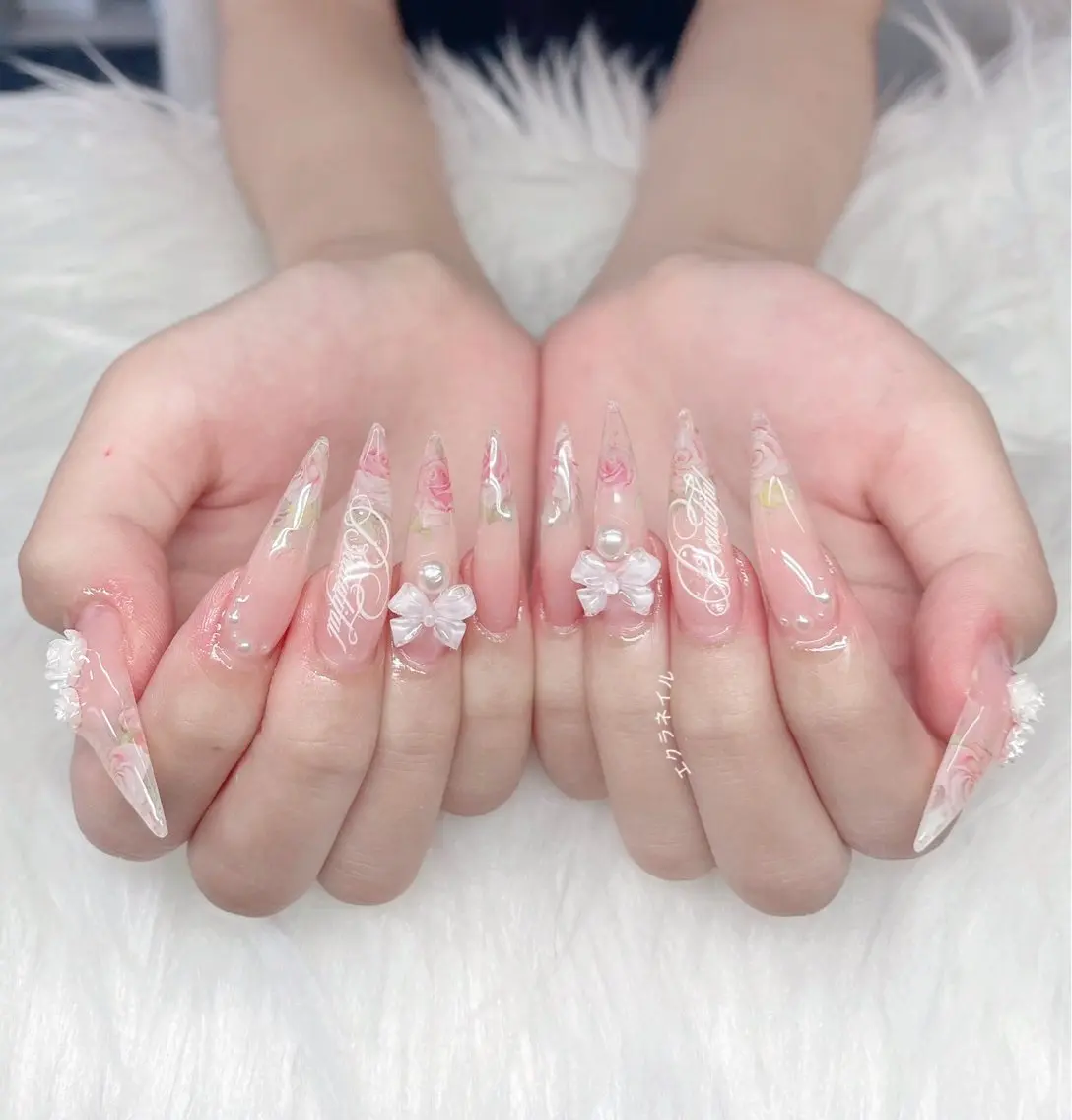 ネイル ハンドネイル エクラ ネイルのネイルデザイン