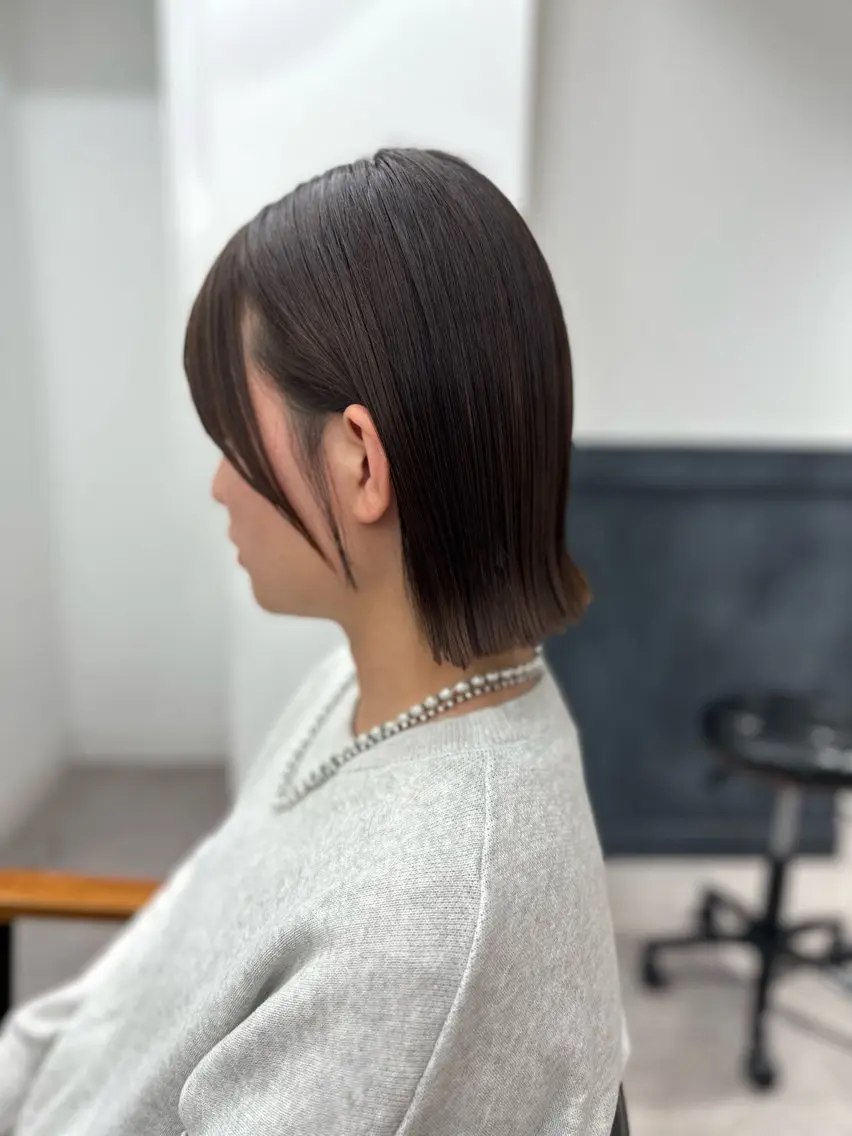 ミディアム カラー パーマ ヘアアレンジ メンズ キッズ カット 縮毛矯正 レイヤーカット／ 巻ける縮毛矯正のヘアスタイル