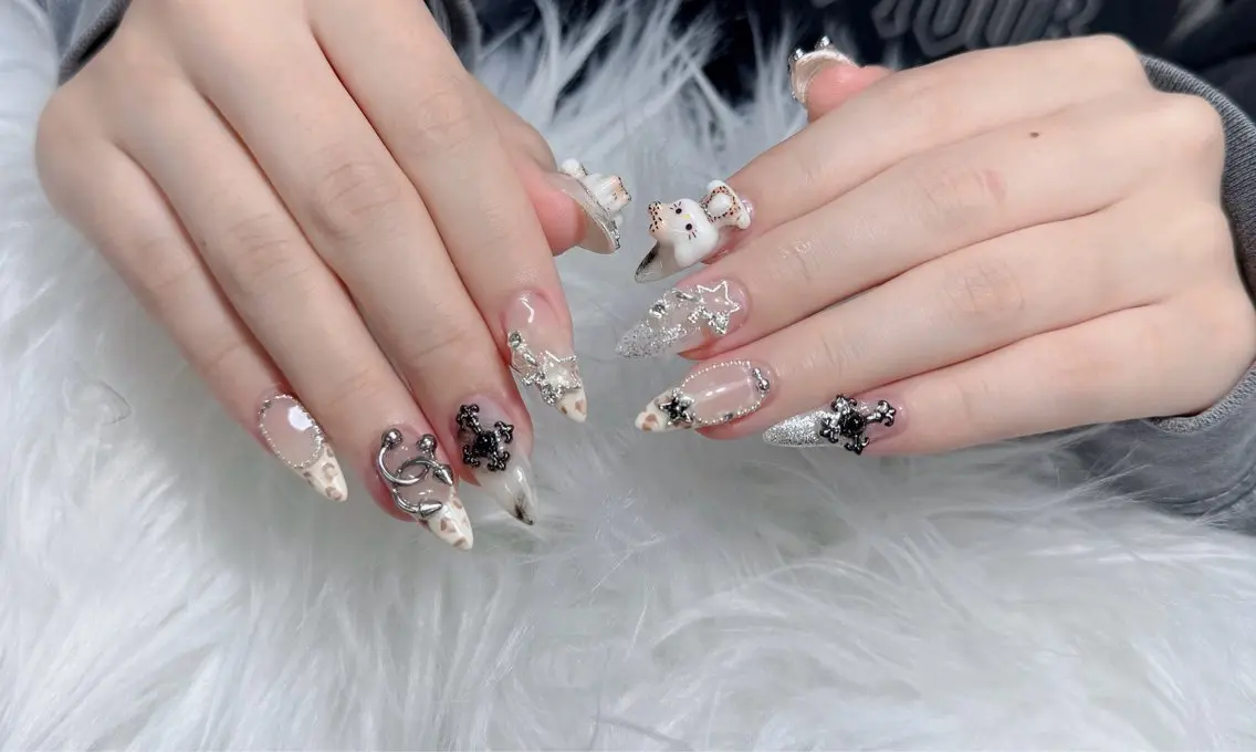 ネイル アートネイル フレンチネイル ジェルネイル 韓国ネイル マグネットネイル Lenie Nail Salonのネイルデザイン