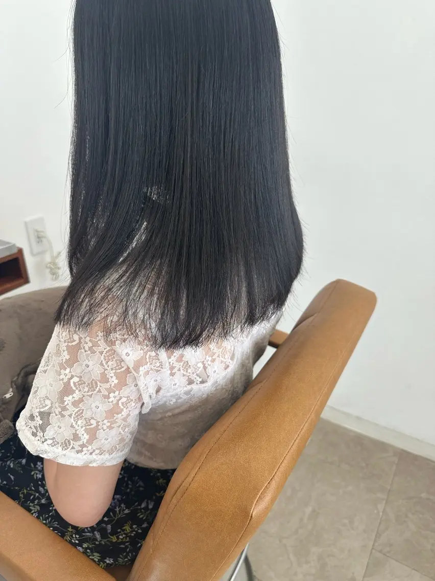 ミディアム 🕊️ 𝙍𝙀𝙉𝘼のヘアスタイル