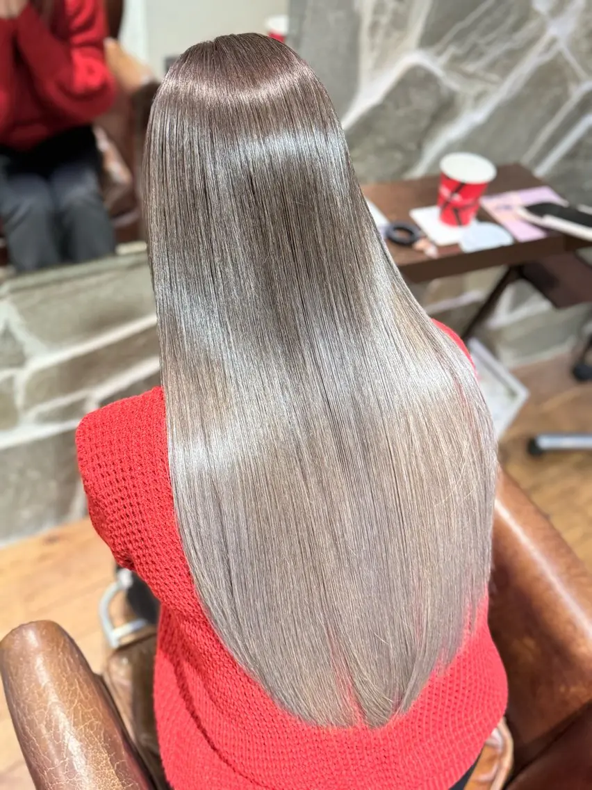 ロング アッシュ 髪質改善 縮毛矯正 トリートメント 🦭うるツヤ髪 /藤本和明🦭のヘアスタイル