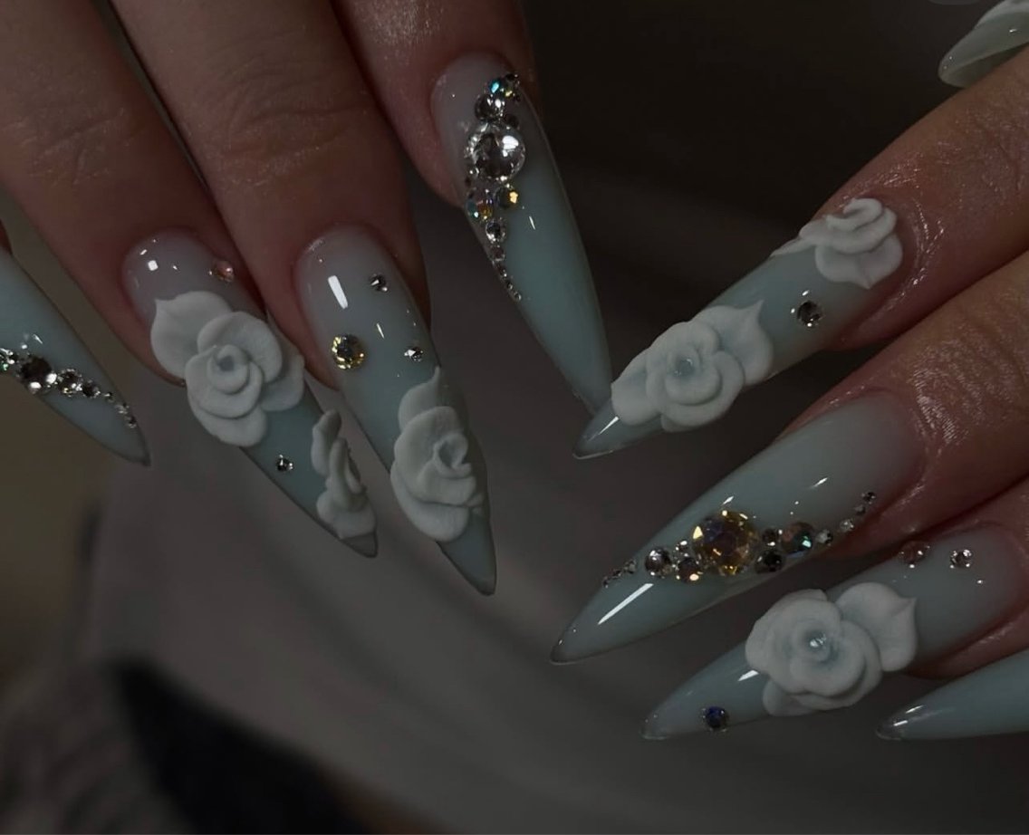 ネイル ハンドネイル NiJi Nailsのネイルデザイン