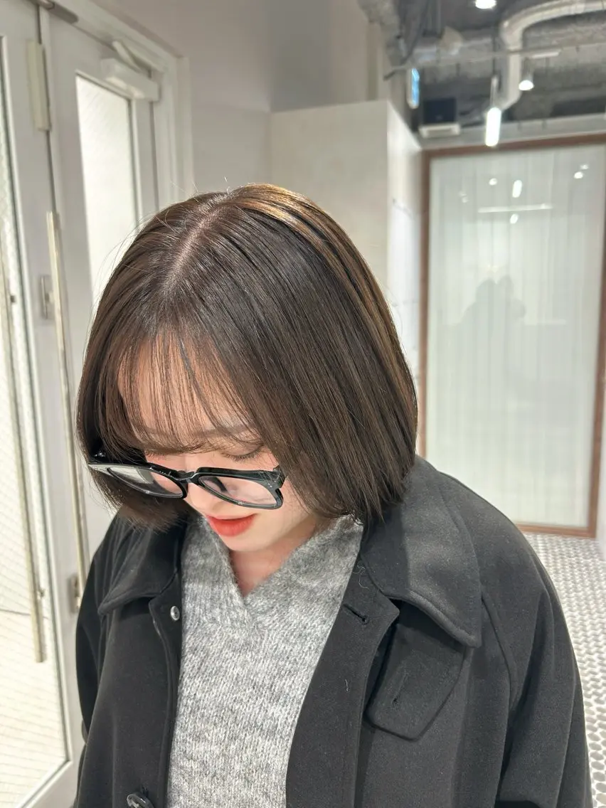 ミディアム カラー ヘアカラー トリートメント SALOWIN栄 三丁目 木戸里実のヘアスタイル