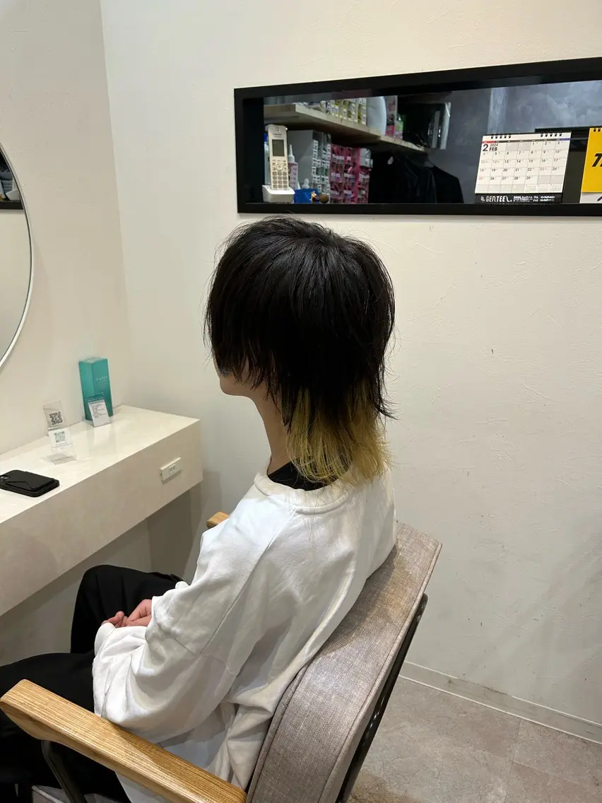 『メンズ限定』インナーカラー+カット✨️✨ブリーチ込み¥12000の写真