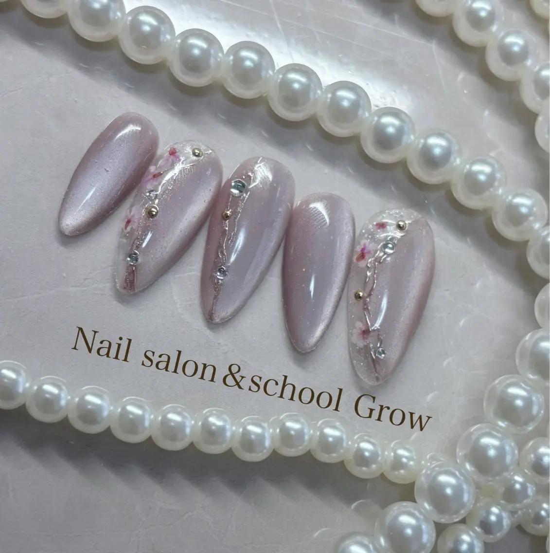 ネイル マグネットネイル ハンドネイル Nail&eye Grow 武蔵藤沢店のネイルデザイン