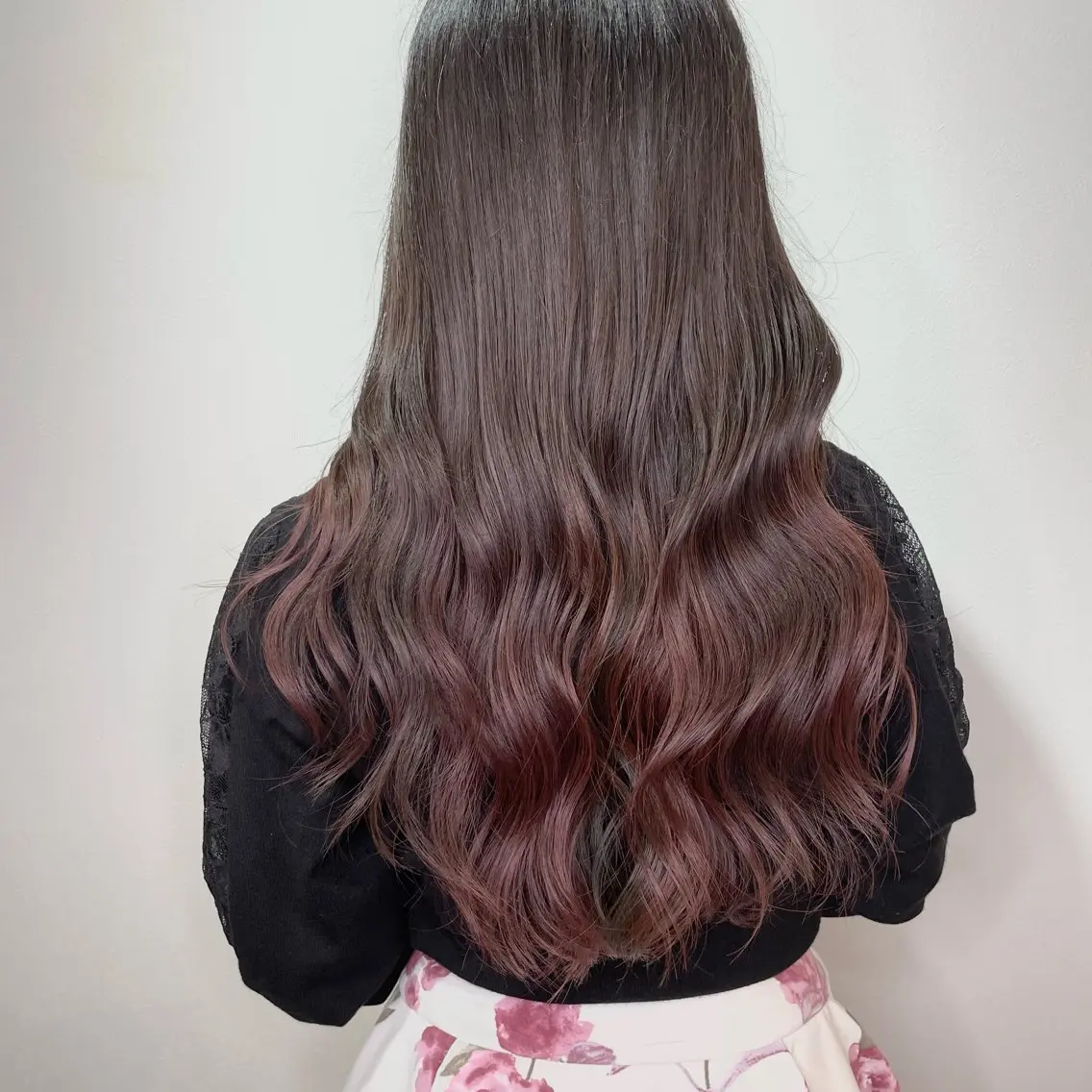⭐️さりげないオシャレヘア⭐️イヤリングカラー+似合わせカット+プレミアムミルボントリートメント✨の写真