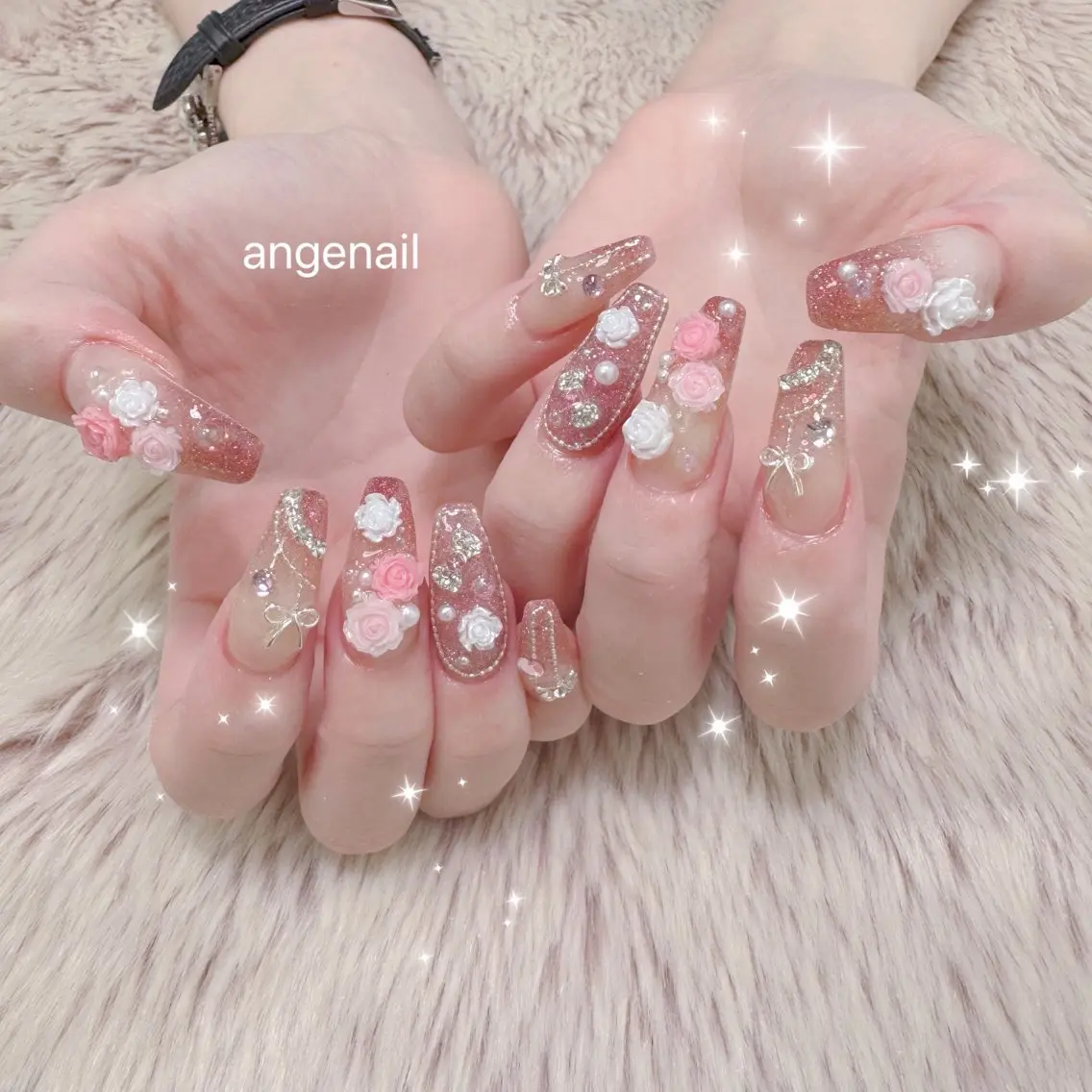 ネイル ハンドネイル オーナーネイリスト MAKIのネイルデザイン
