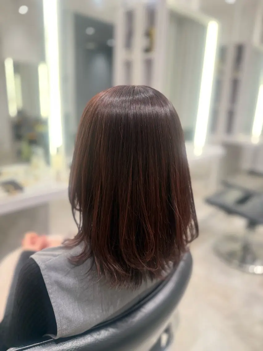 ミディアム くびれヘア レイヤーカット 外ハネヘア 北吉 雪菜のヘアスタイル
