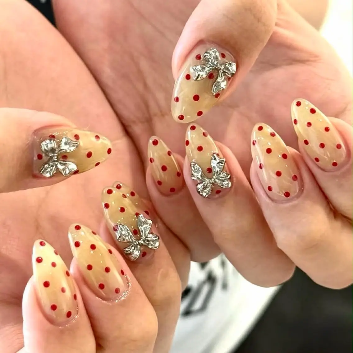 ネイル ハンドネイル Betty nail サロンのネイルデザイン