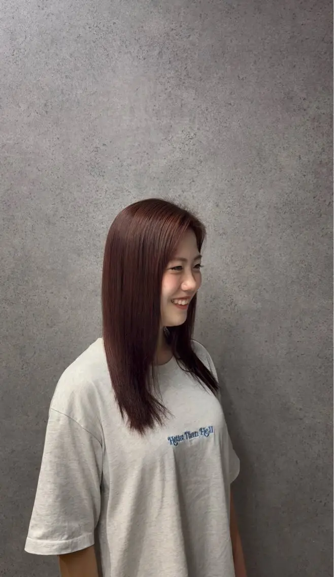 セミロング カラー カット ヘアカラー 縮毛矯正 トリートメント ヘッドスパ 小田桐 蓮のヘアスタイル