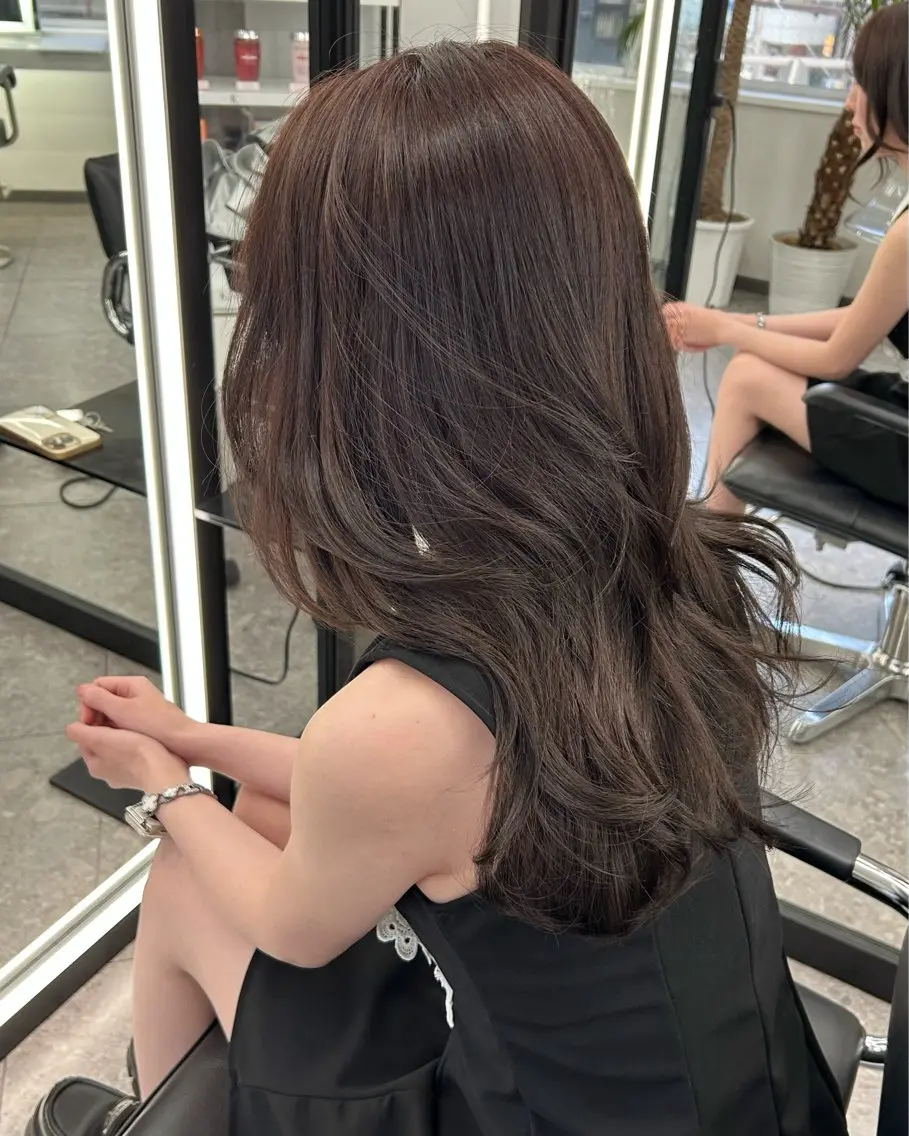 ミディアム カラー nanaka 🤍韓国ワンホンヘアのヘアスタイル